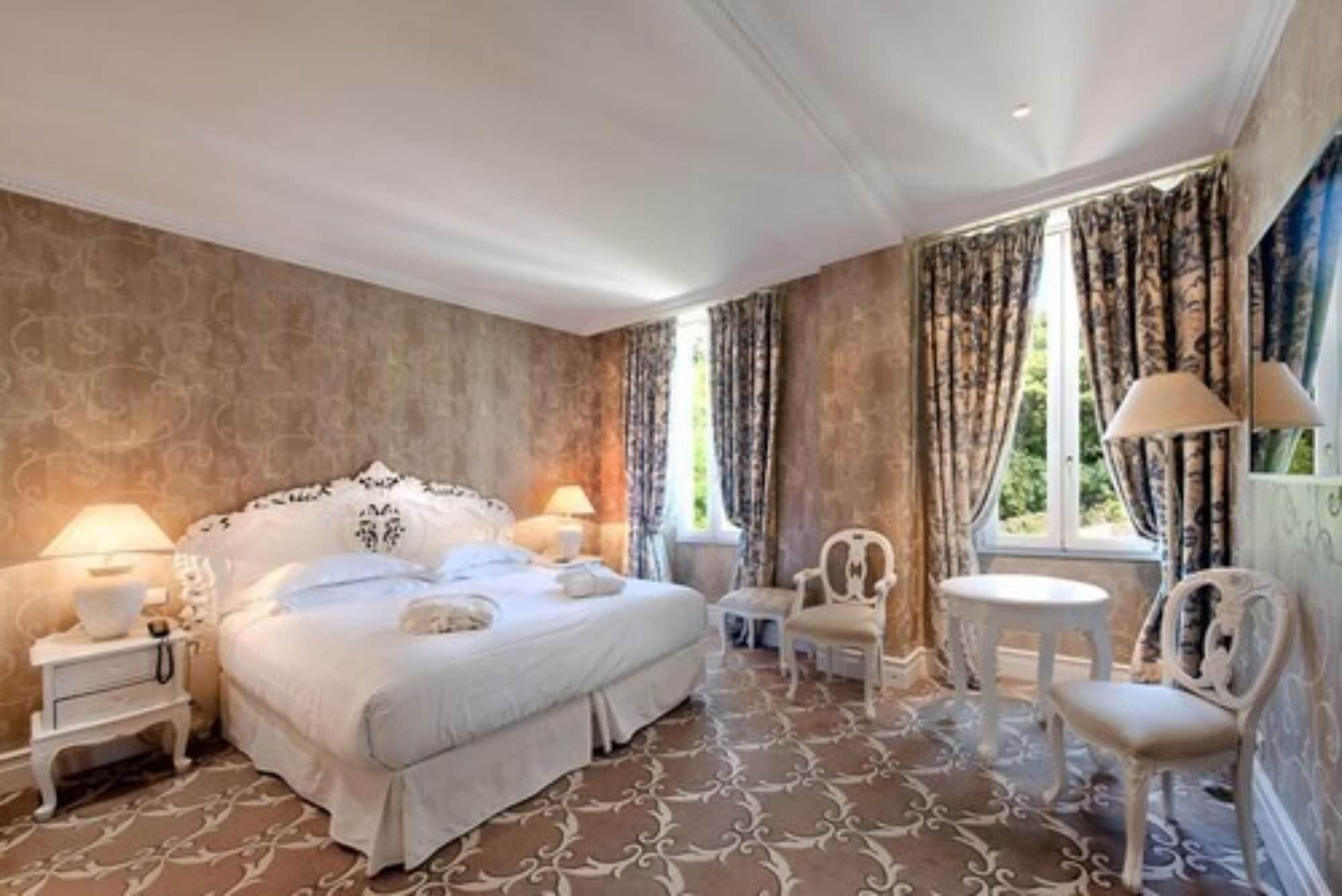Hotel Chateau De La Tour Cannes Esterno foto