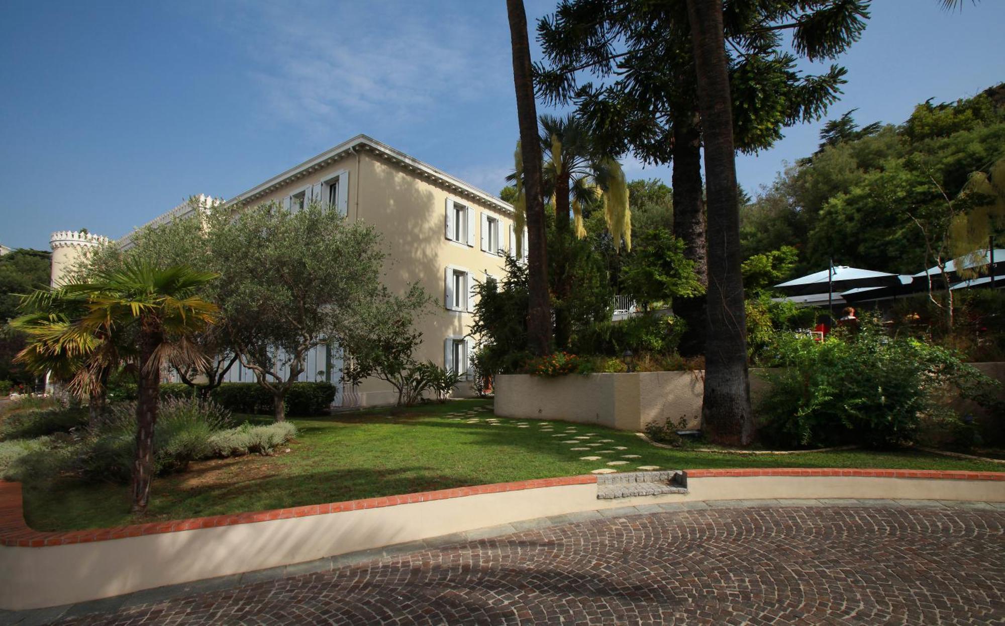 Hotel Chateau De La Tour Cannes Esterno foto