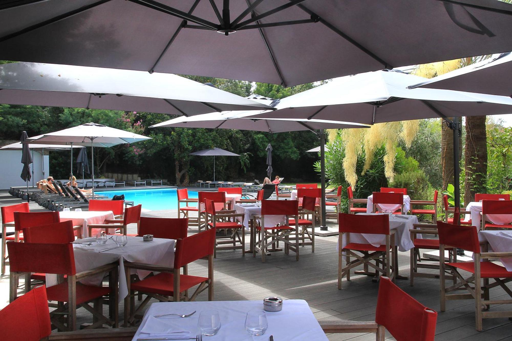 Hotel Chateau De La Tour Cannes Esterno foto