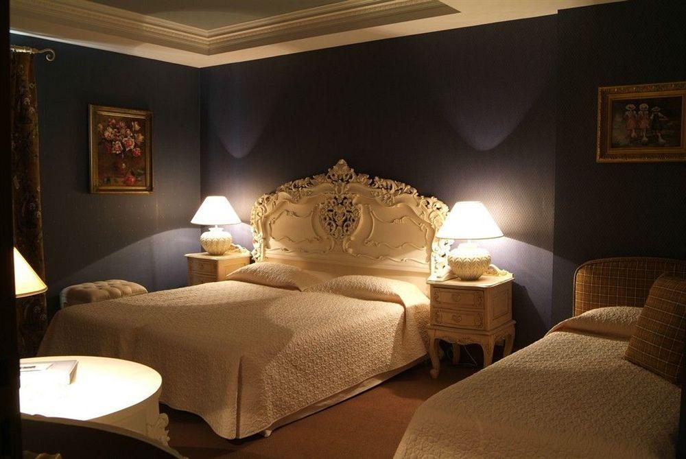Hotel Chateau De La Tour Cannes Esterno foto