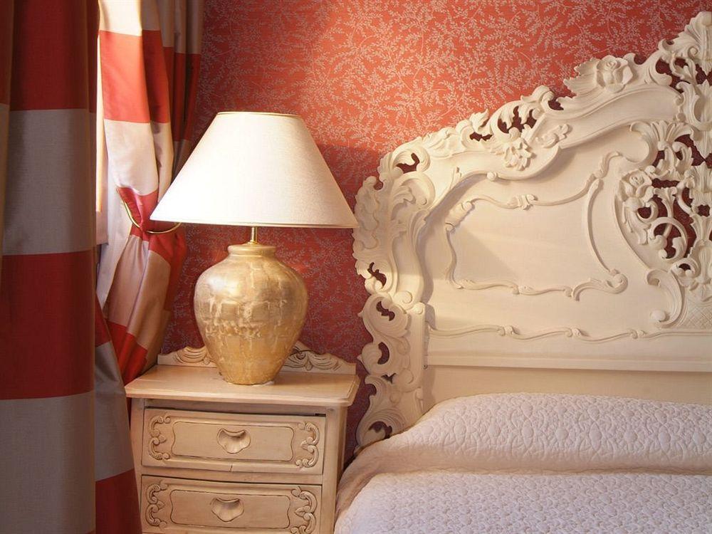 Hotel Chateau De La Tour Cannes Esterno foto